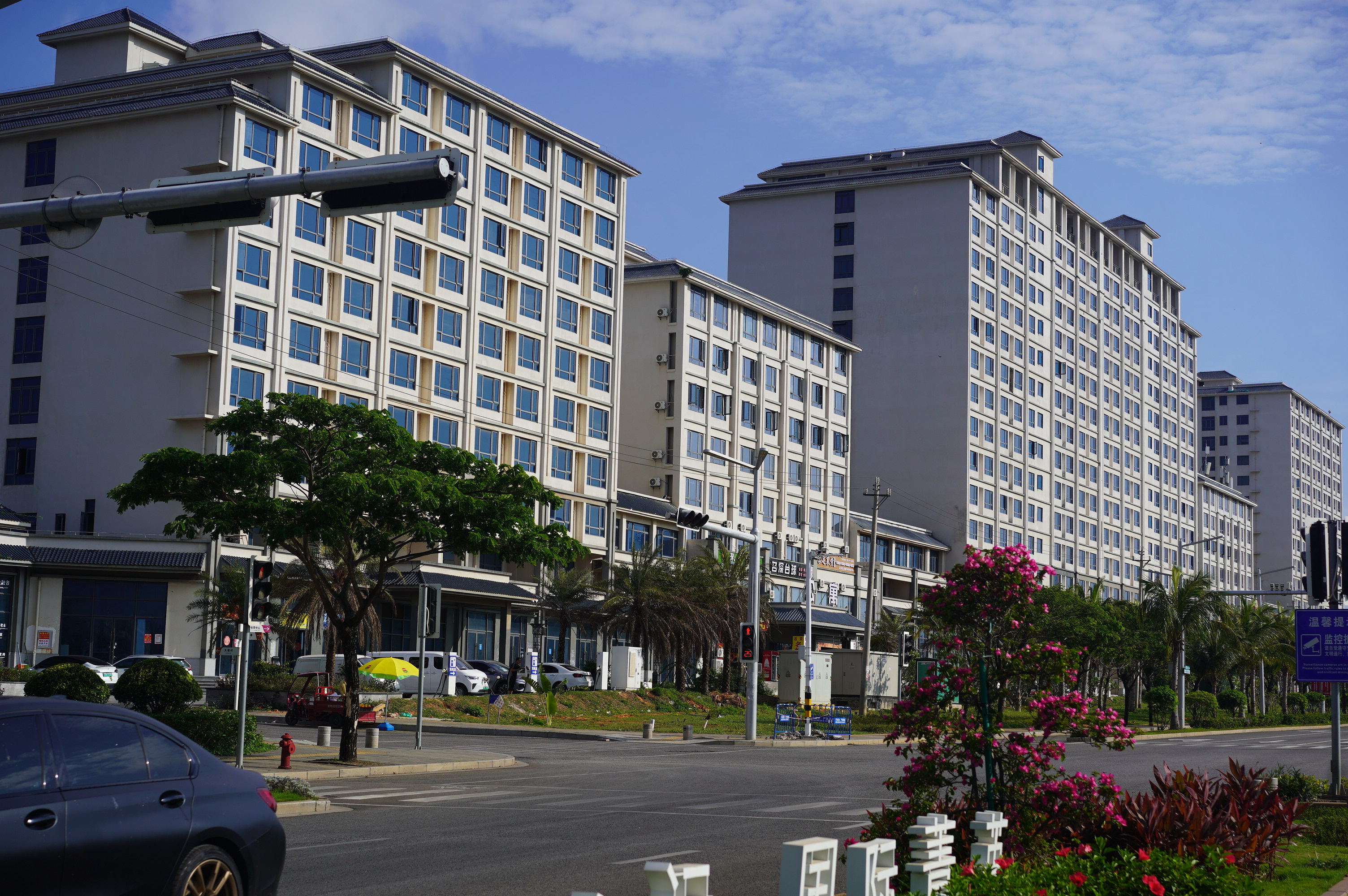 陵水大学城站项目实景外观